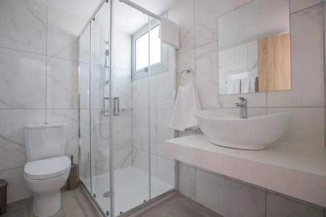 Swim Up, Bungalow, Double Bed, Sofa، Bohemian Gardens Hotel 1/1