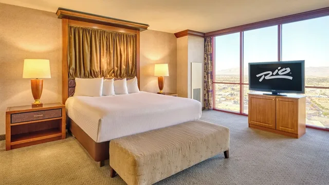 جناح بسرير كينج، Rio Hotel & Casino - Masquerade Tower 5/9