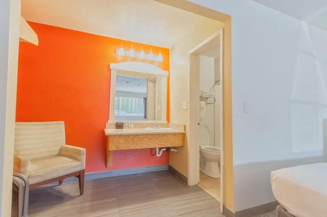 غرفة قياسية بسريرين كوين، Yosemite Inn 8/8
