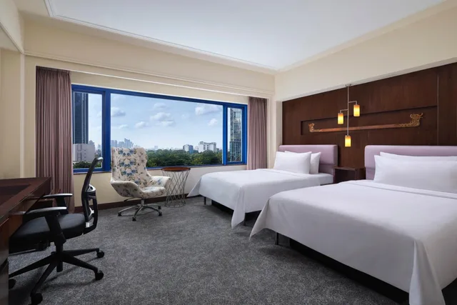 غرفة بريميير بسريرين منفصلين، LE MERIDIEN JAKARTA 3/5