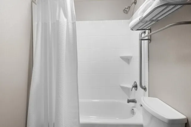 جناح بسرير كوين مع أريكة لذوي الإعاقة، Springhill Suites By Marriott Wheeling Tridelphia Area 7/9