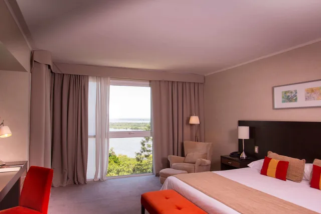 جناح بسرير كينج للمدخنين، Howard Johnson by Wyndham Plaza Hotel Mayorazgo 1/1