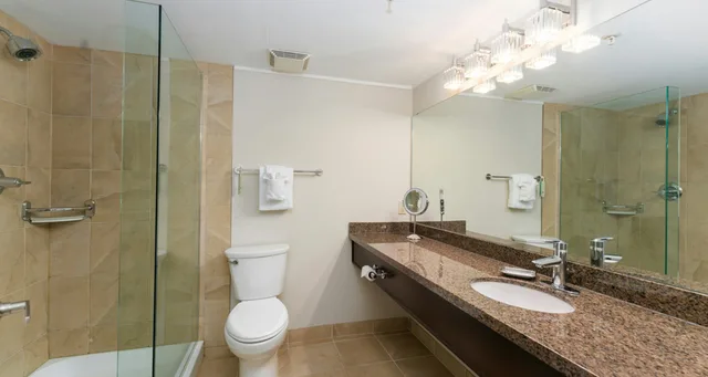 جناح سيغنتشر، Prestige Vernon Lodge And Conference Centre 3/3