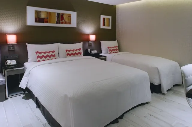 Deluxe, Triple, 1 Double and 1 Single Bed, Beauty Hotels Taipei - Hotel Bfun 4/6