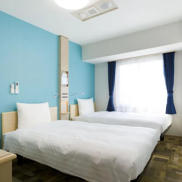 غرفة بسريرين منفصلين للمدخنين، Toyoko Inn Satsuma Sendai Eki Higashi Guchi 4/10