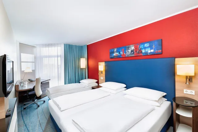غرفة كومفورت ثلاثية بسرير فردي، H Hotel Koln Bruhl 5/10