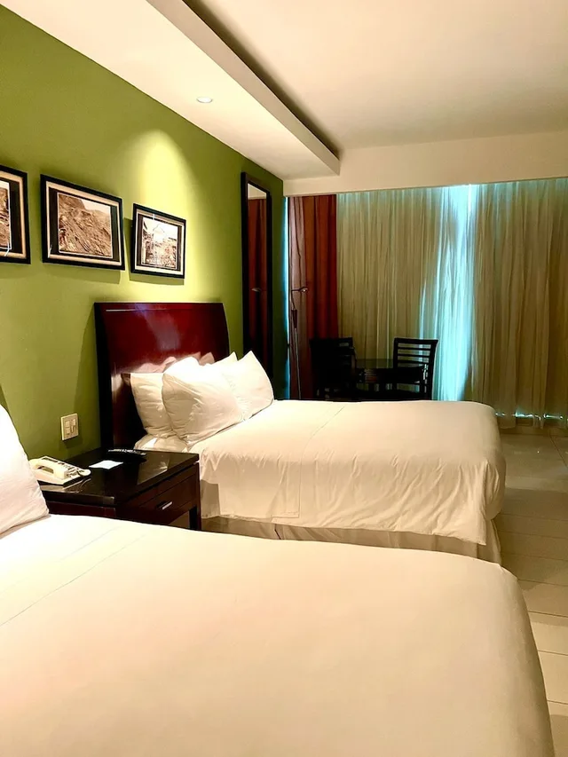 غرفة بسريرين مزدوجين، Sand Diamond Hotel (ex Four Points by Sheraton Colon) 1/4