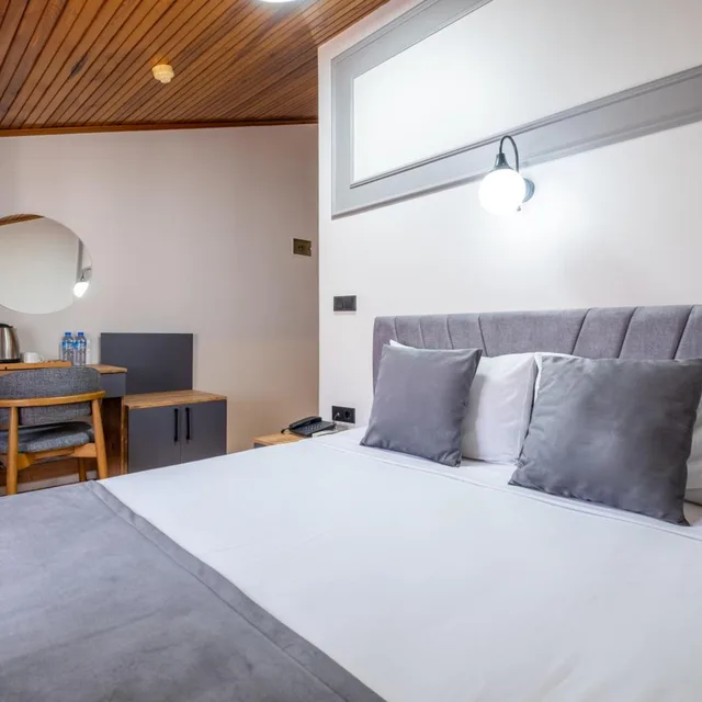 غرفة اقتصادية بسرير كينج، Sur Hotel 9/10