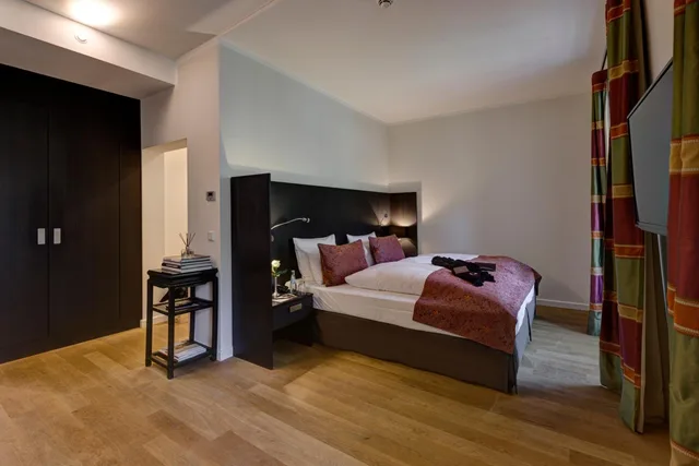 جناح جونيور بسرير كينج، Schlosshotel Hugenpoet 4/10