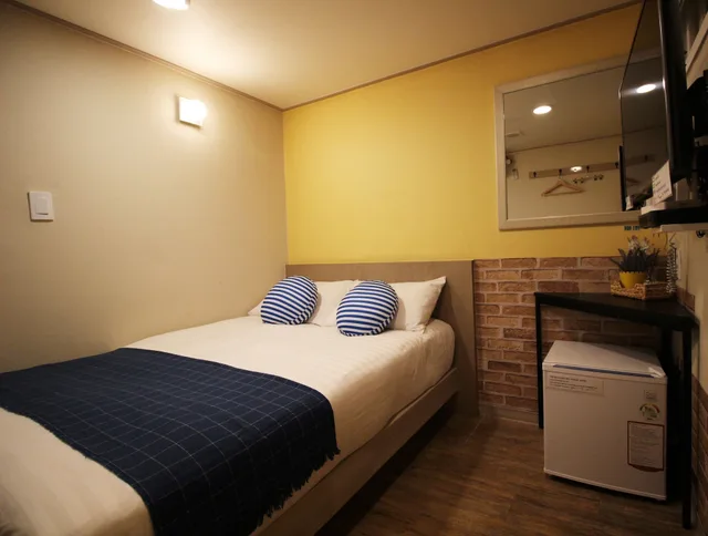غرفة اقتصادية مفردة بسرير مزدوج، Dongdaemun Hwashin Hostel 3/6