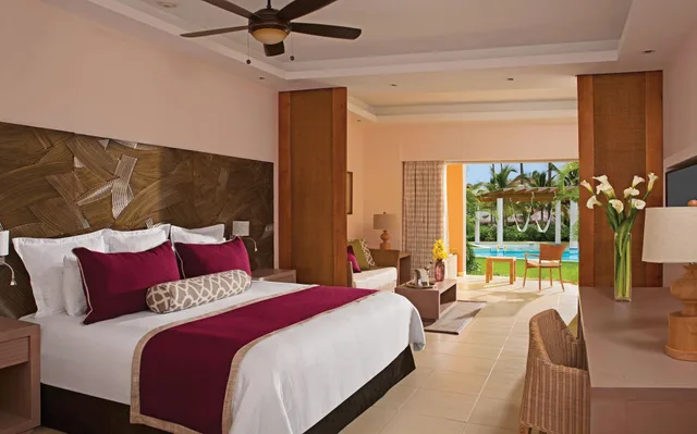 Preferred Club, Swim Up, Deluxe, Double Bed، Dreams Royal Beach (former Now Larimar) 1/2
