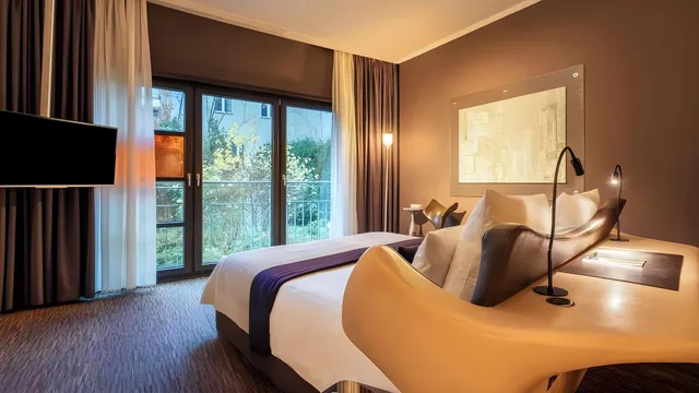 غرفة، East Hotel Hamburg 1/1