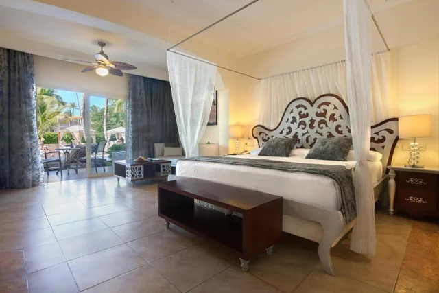Swim Up, Majestic, Colonial, Club, Junior Suite، Majestic Colonial Punta Cana - All Inclusive 2/2