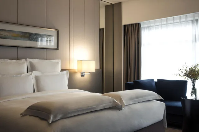 Superior, Suite, King Bed, Pullman Shanghai Xuhui (ex Pullman Shanghai South) 2/5