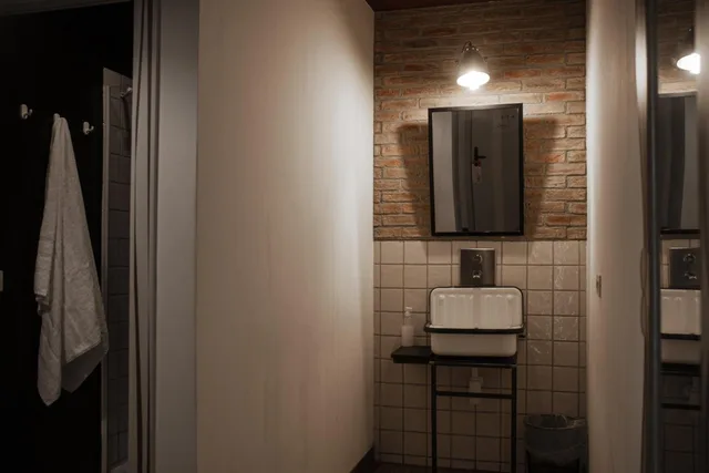 سكن مشترك بستة أسرّة للنساء بحمام خاص، room00 Chueca Hostel 3/8