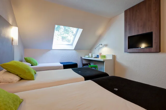 غرفة قياسية بثلاثة أسرّة، Hotel Campanile Geneve - Aeroport/Palexpo 4/7