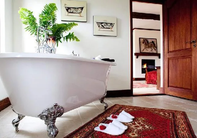 كوخ بسرير مزدوج وسريرين منفصلين، The Manor Ngorongoro 3/3