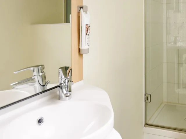 غرفة قياسية بسرير مزدوج، Ibis Paris Montmartre 18Eme 9/9