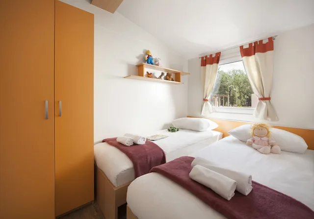 Mobile Home, Premium, Queen and Twin Beds, Sofa, Terrace، Mobile Homes Valkanela 1/4