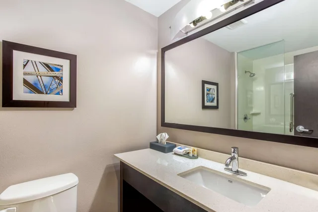 غرفة بسريرين كوين، La Quinta Inn and Suites by Wyndham Cullman 8/10