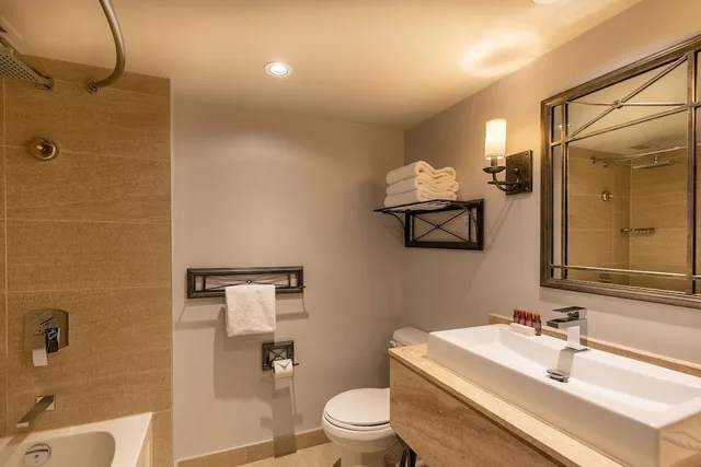 غرفة كومفورت بسريرين كوين بإطلالة على الجبل، Chateau Bromont 6/7