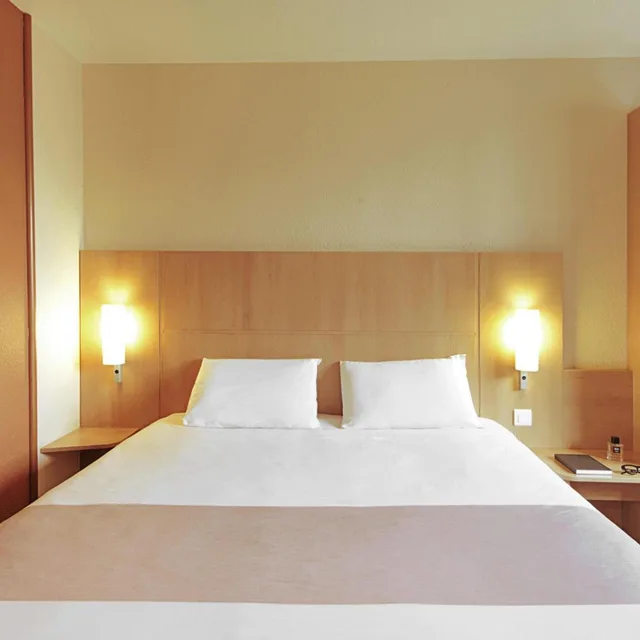 Standard, Double Bed, Ibis Braga 5/10