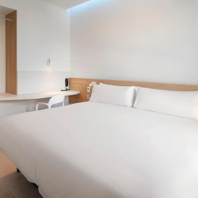 غرفة مزدوجة، B&B HOTEL Lleida 5/10