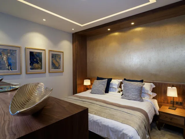 جناح كبير، The Hotel at Mill Farm 2/7