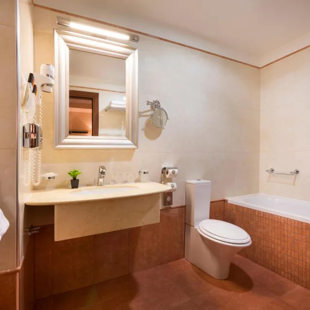 غرفة بسريرين منفصلين، Best Western Premier Hotel Astoria 10/11