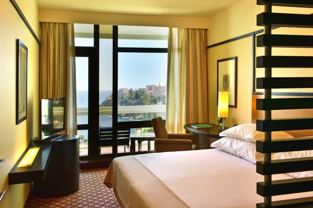 Classic, Double Bed, Side Sea View، Pestana Casino Park 1/6
