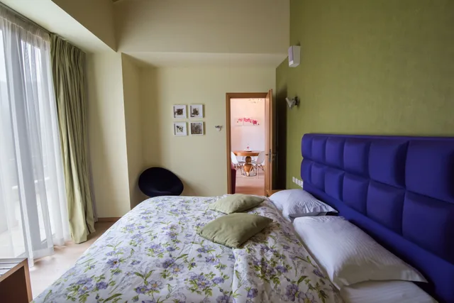 Deluxe, Suite, Queen Bed, Forest View, Sofa، Forest Suites Boutique Hotel 3/3