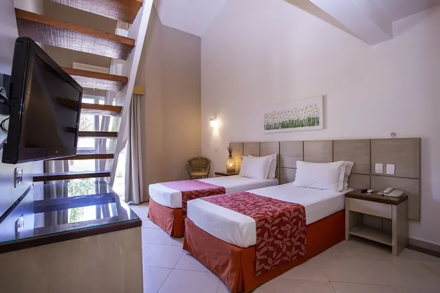 غرفة بريميوم رباعية بسرير مزدوج وسريرين منفصلين، Ciribai Praia Hotel 3/7