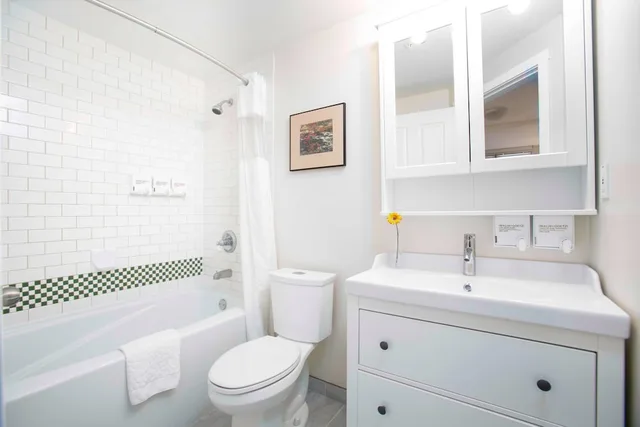 Comfort, Deluxe, Studio, 1 Queen and 1 Murphy Bed, Queen Murphy Bed, Queen Bed، Alpenglow Lodge By Mountainview 9/10
