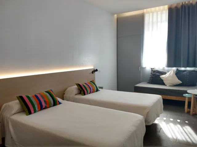 غرفة سوبيريور بسريرين منفصلين، Centre Esplai Hostel 1/1