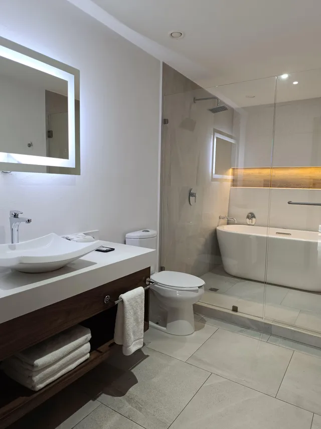 Executive, Suite, Twin Beds, Street View، Wyndham Puebla Angelopolis 4/5
