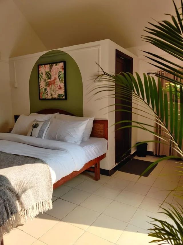 Cabana, Queen Bed, Olive Zip Calangute Mira by Embassy Group 3/3