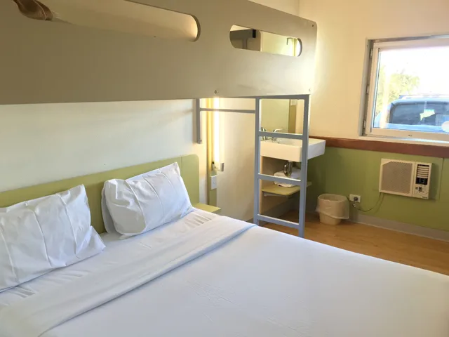 غرفة قياسية بسرير كينج وسرير فردي، ibis budget Campbelltown 5/10