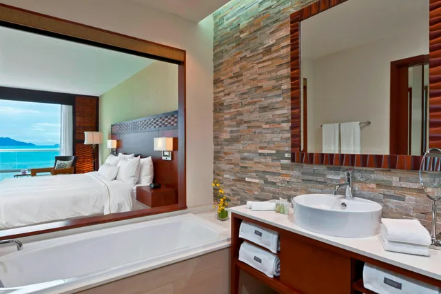 غرفة، The Westin Playa Bonita 2/2
