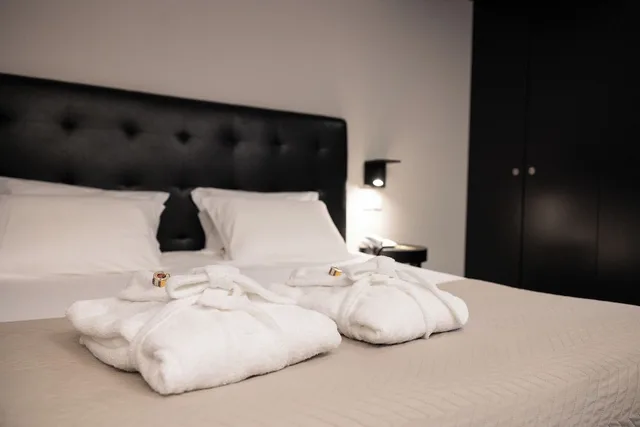 غرفة رومانسية بسرير مزدوج، Axis Viana Business And Spa 5/8