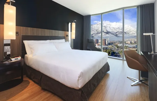 Deluxe, Single, ICON HOTEL 1/2