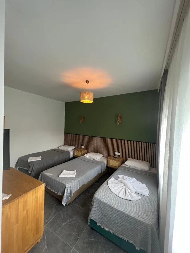 غرفة ثلاثية، Ruya Otel 1/8
