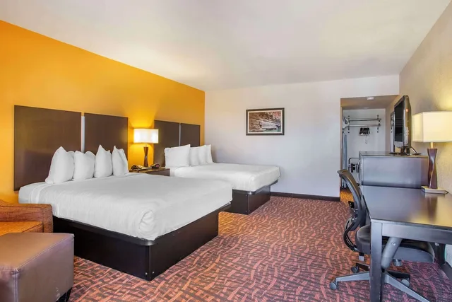 Standard, 2 Queen Beds, Best Western Arizonian Inn 3/4