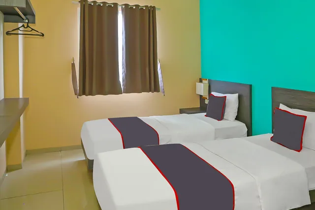 Indonesia, Standard, Twin Beds، Super OYO Townhouse OAK Hotel Fiducia Pondok Gede 2/3