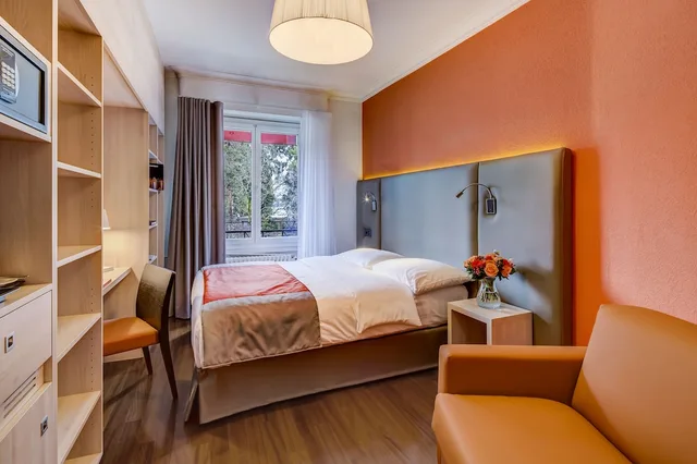 غرفة كلاسيكية بسرير كوين، Eden Hotel 6/8