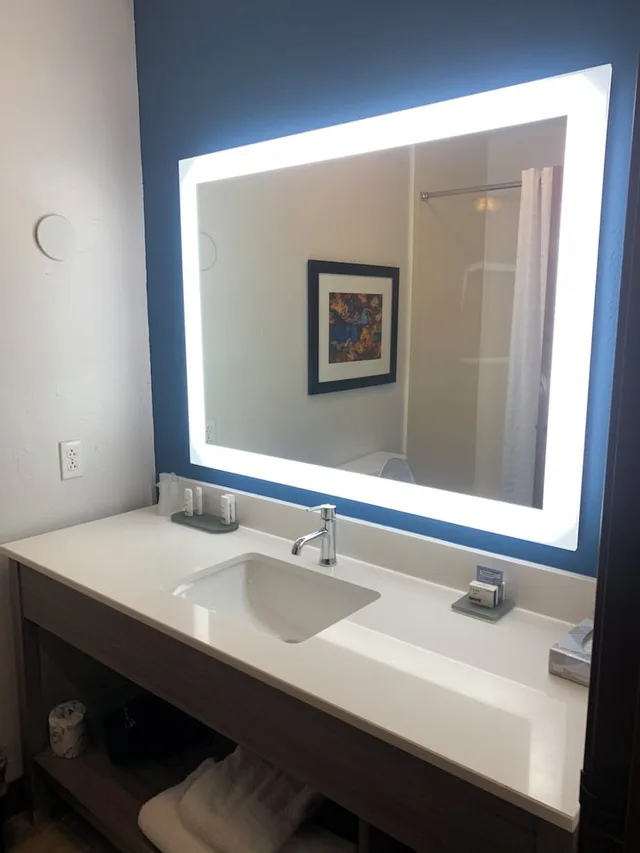 غرفة بسريرين كوين لذوي الإعاقة، La Quinta Inn & Suites by Wyndham OKC North - Quail Springs 4/4