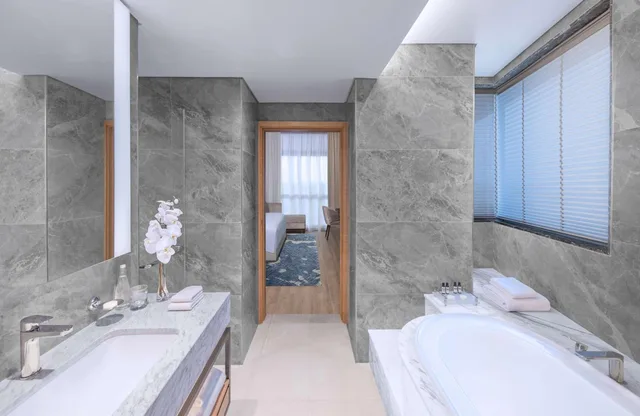 Regency, Suite، Hyatt Regency Oryx Doha 4/5