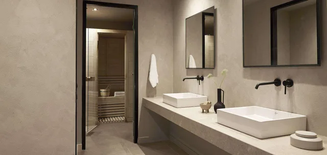 Suite, Sea View, Ella Helea 1/3