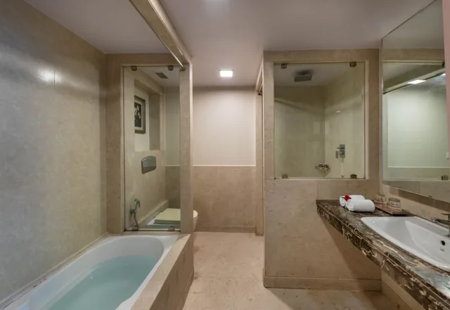غرفة بريميوم بسرير كينج، Libra Lords Inn Jaipur 6/6