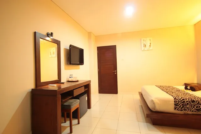 Superior, Double Bed, Bakung Sari Resort And Spa 2/3