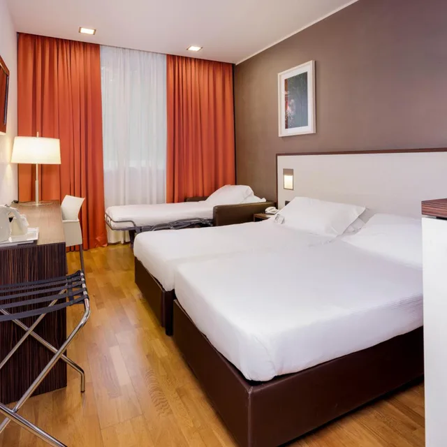غرفة كومفورت ثلاثية، Best Western Falck Village Hotel 1/7